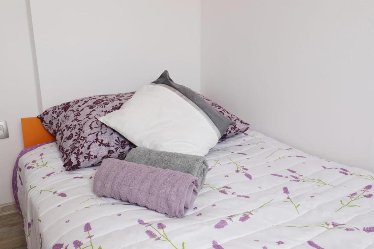 Apartman Teo &Tena Otocsán Kültér fotó