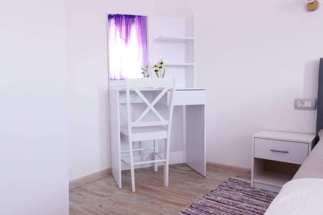 Apartman Teo &Tena Otocsán Kültér fotó