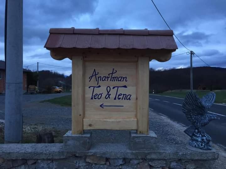 Apartman Teo &Tena Otocsán Kültér fotó